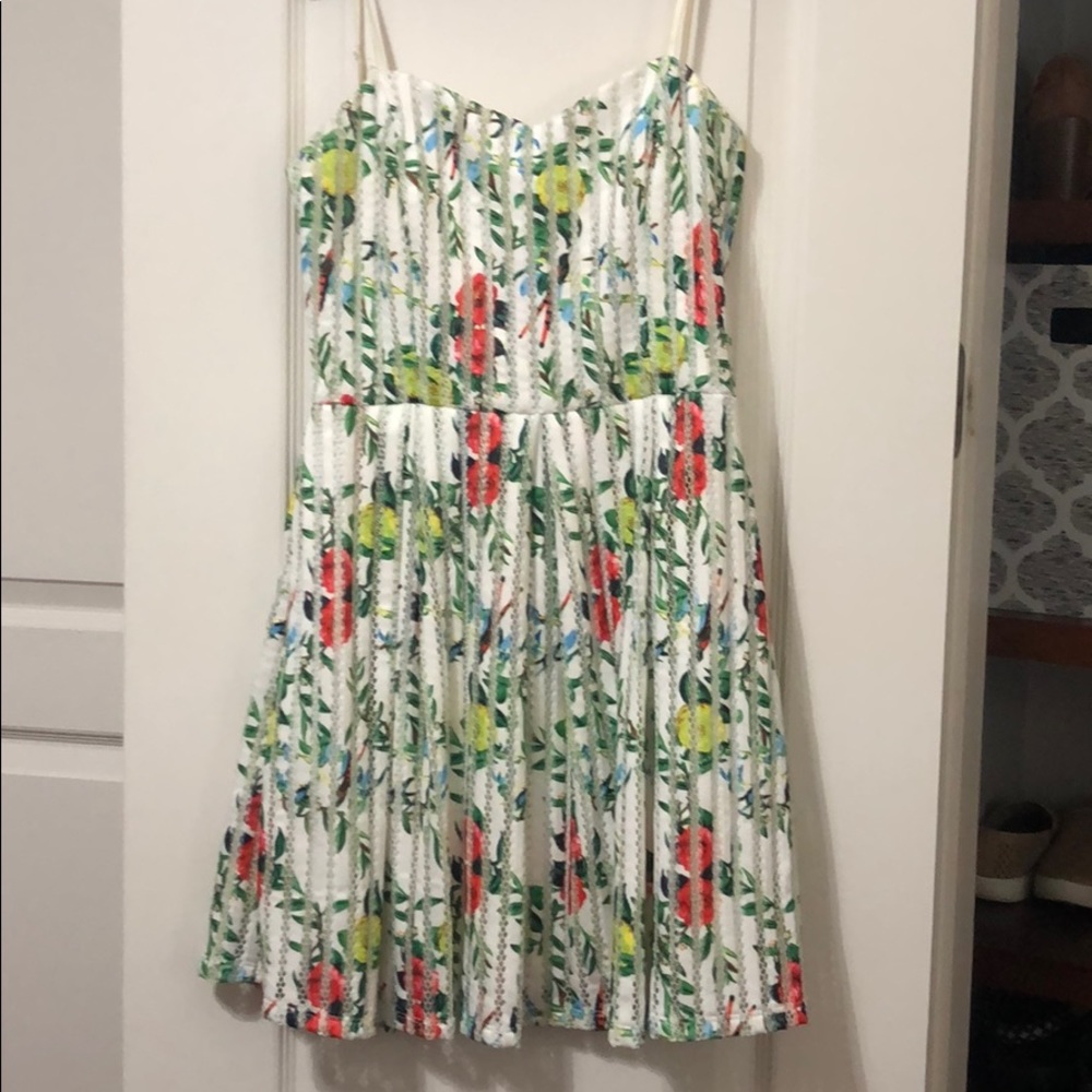 Floral print zip dress